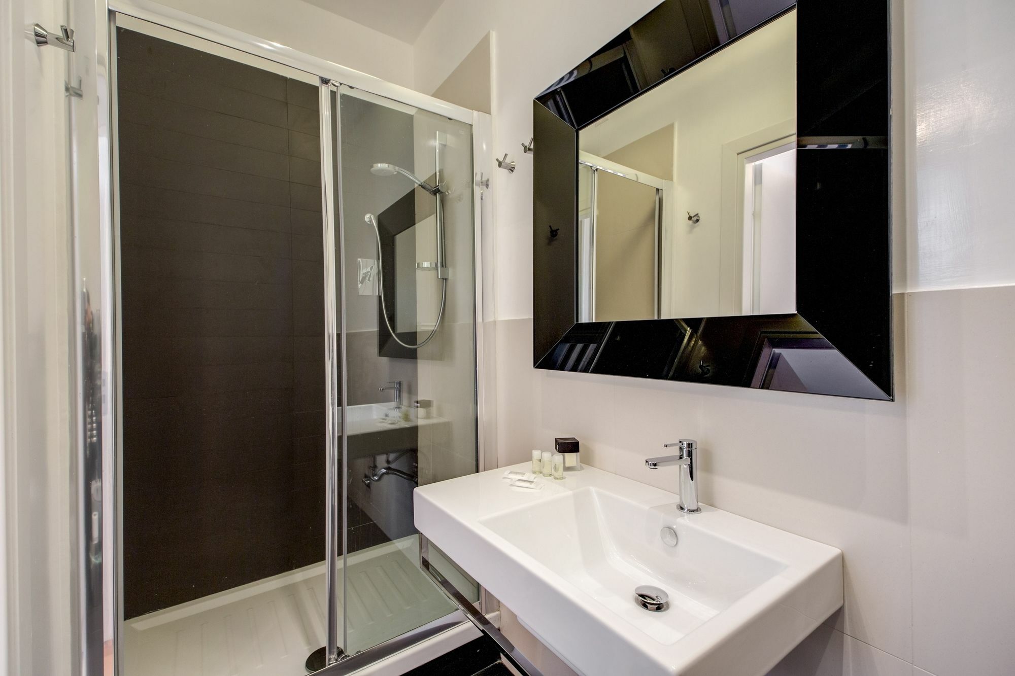 Imperia Suite Рим Экстерьер фото